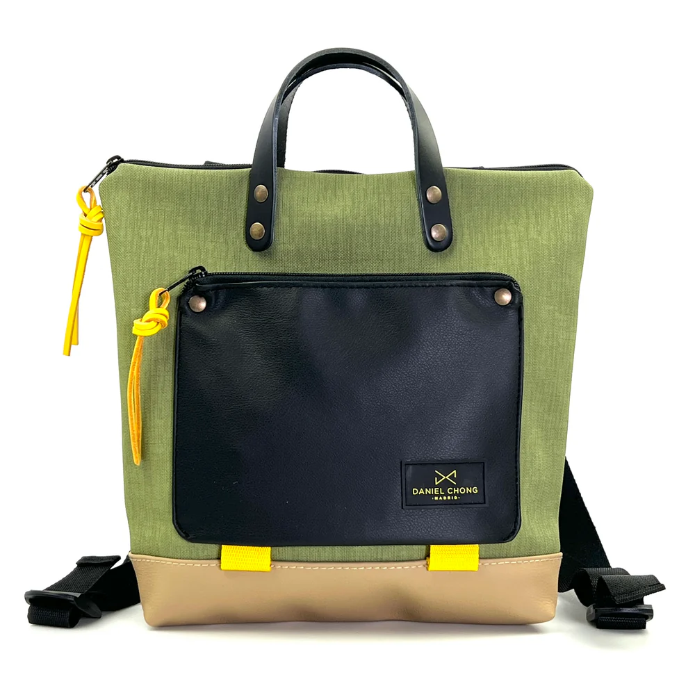 Daniel Chong - Mochila book holder cuadrada verde